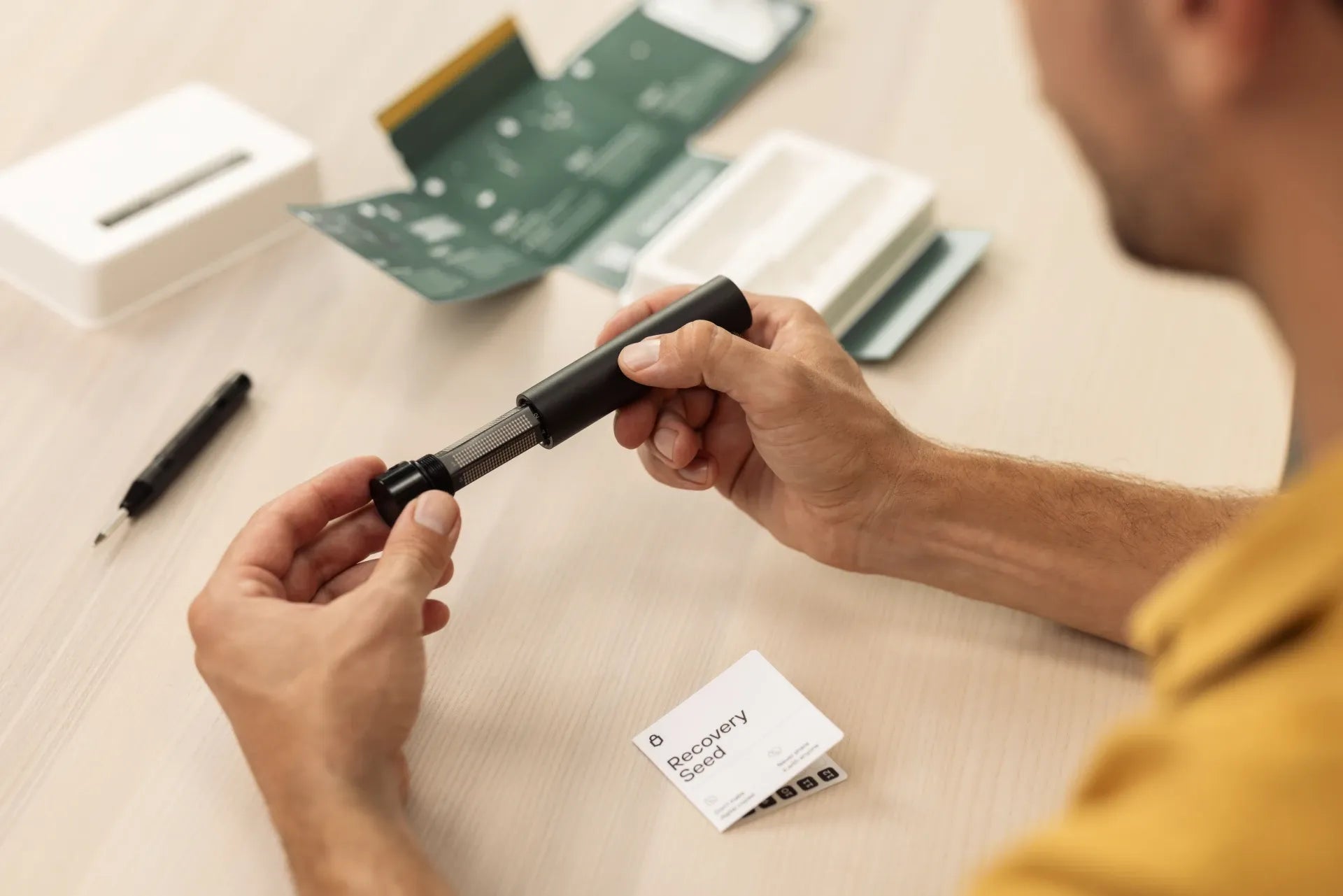 อุปกรณ์เสริม Hardware Wallet | เคสกันกระแทก, อุปกรณ์สำรอง Seed Phrase