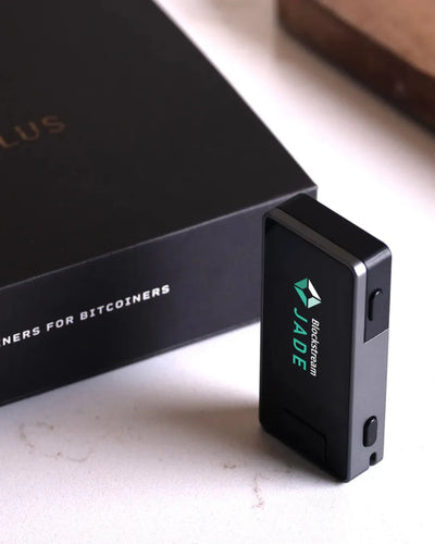 Blockstream Jade Plus Hardware Wallet (Metal Edition) แถมกระเป๋า Bitcast - Bitcast