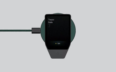 แท่นชาร์จไร้สายแม่เหล็กสำหรับ Trezor Safe 7-ชาร์จได้ทุกเมื่อโดยไม่ต้องเสียบสาย - Bitcast